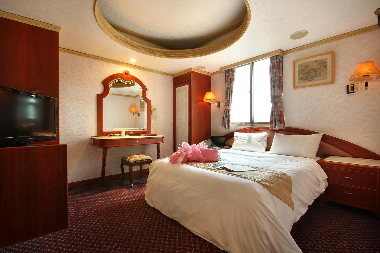 Wang Fu Hotel Miaoli Exterior foto